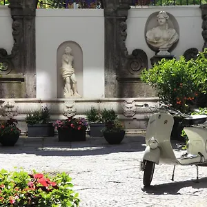 Piazza Bellini & Hotell Neapel